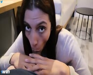 Porno Hd Repairman Fixes AC, Sikiş