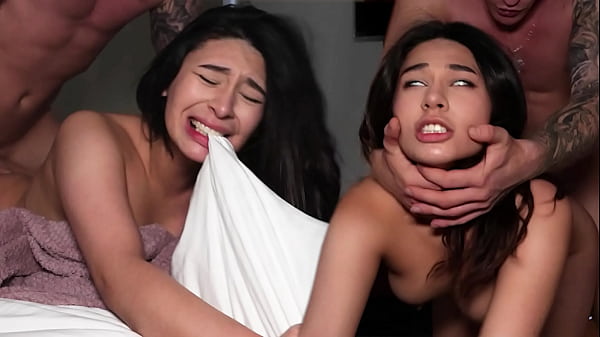 Porno Hd Native Cutie Tries Sikiş